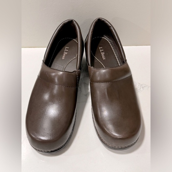 L.L Bean brown leather clogs - Picture 1 of 5